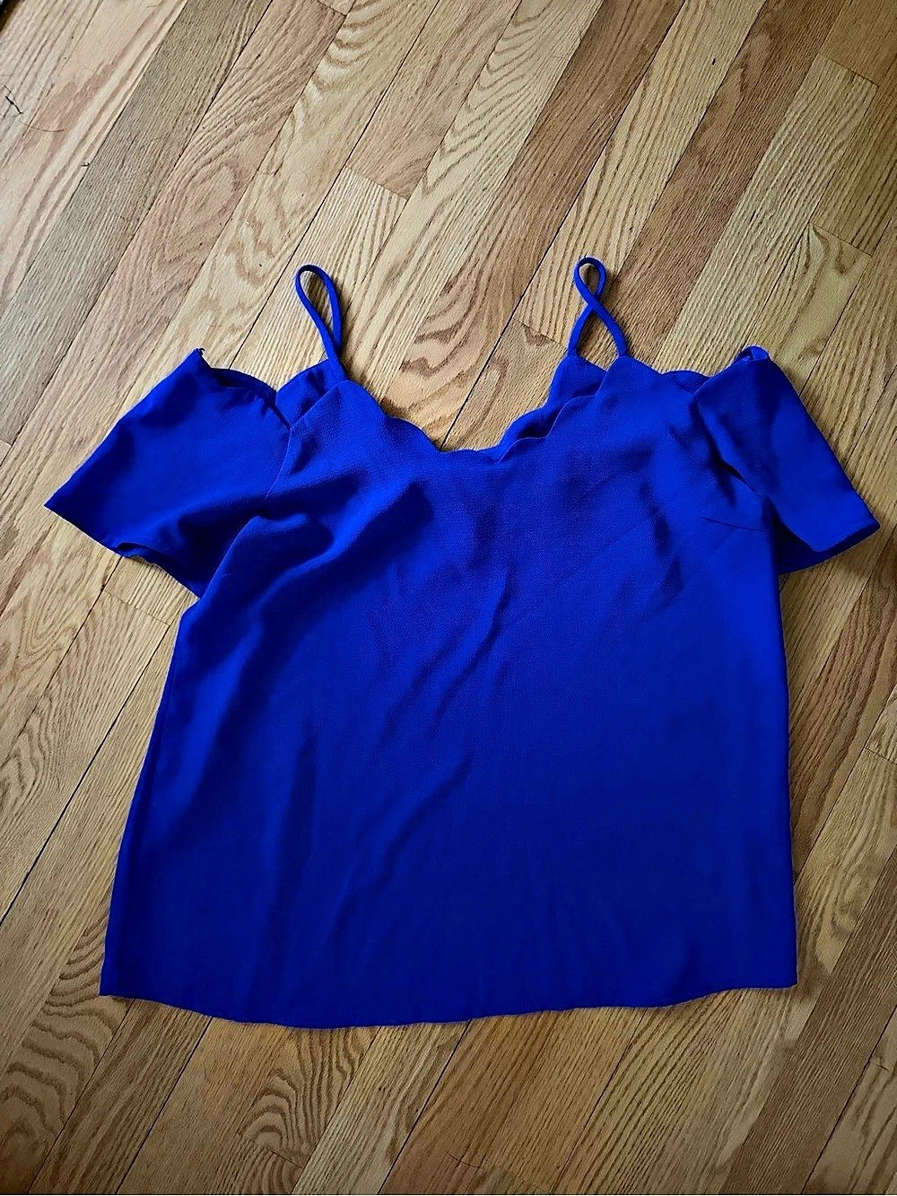 monteau Blue Short Sleeve Blouse Size Medium Like New